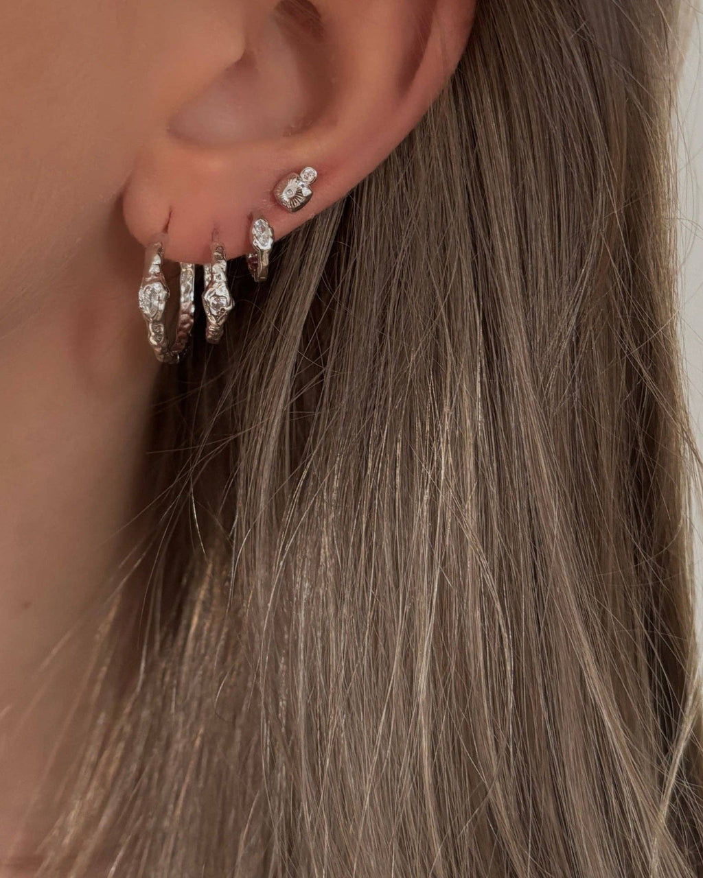 Montu Earrings - Silver