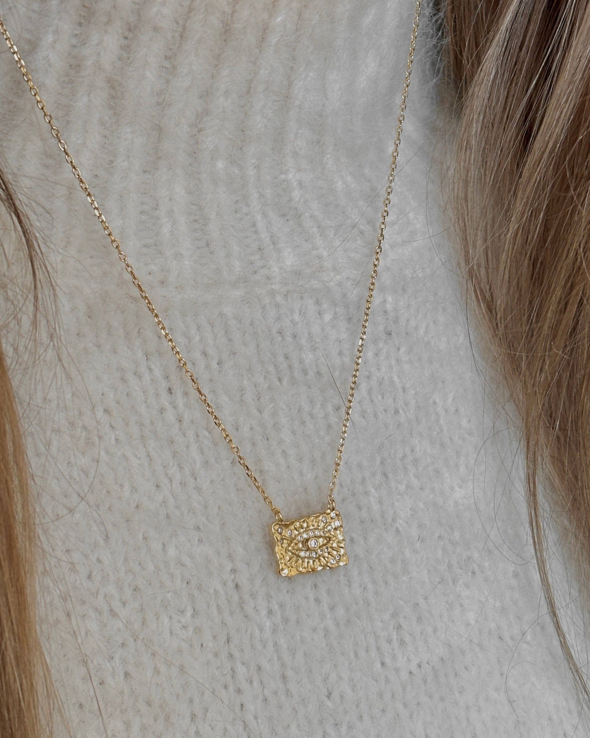 Nefertiti Necklace - Gold Plated