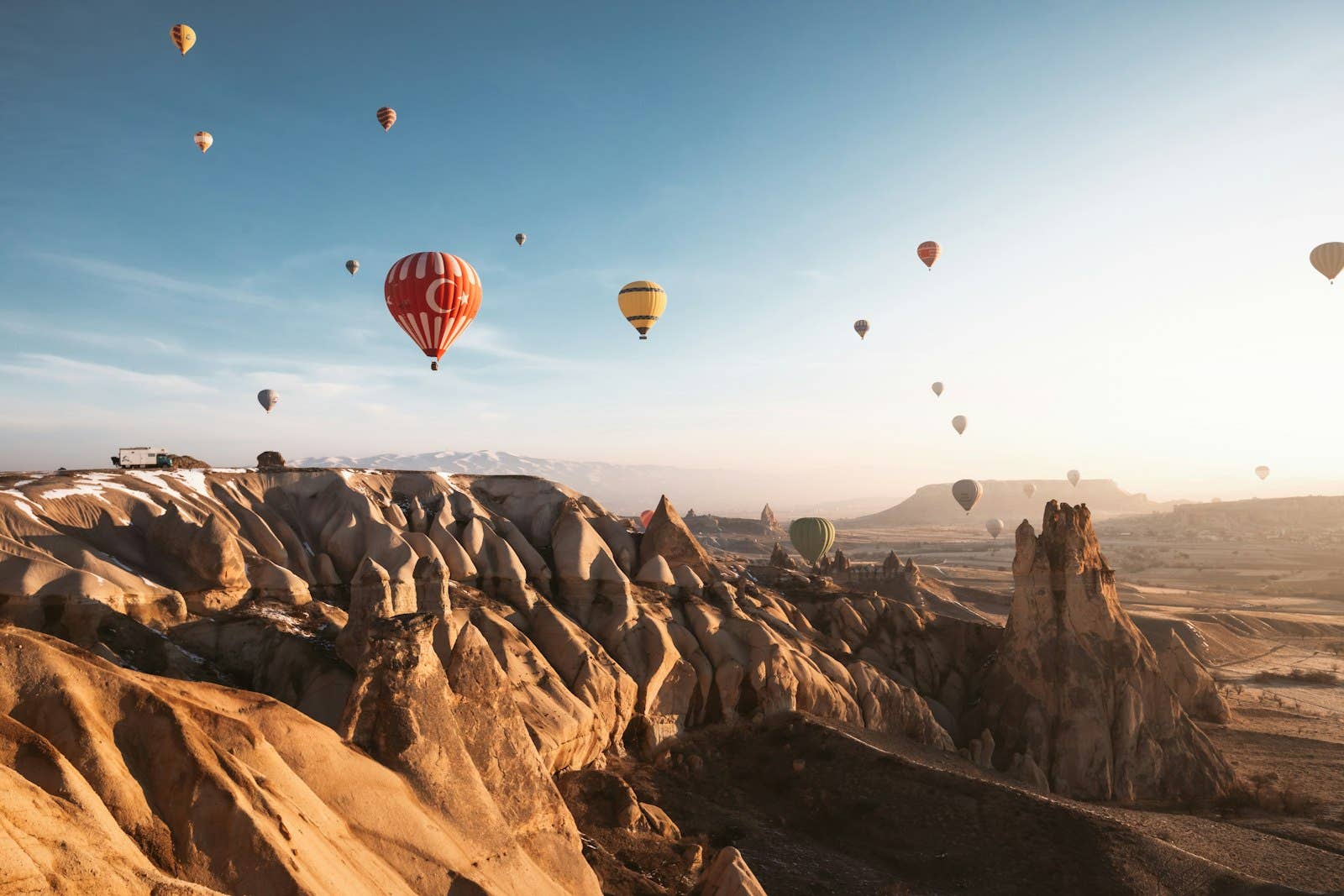 gestalten - Life on the Road: Around the World on Four Wheels